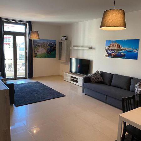 Berga Exclusive Suite 5 Bari Exteriör bild