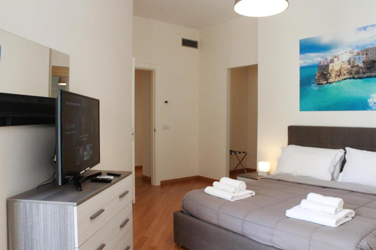 Berga Exclusive Suite 5 Bari Exteriör bild
