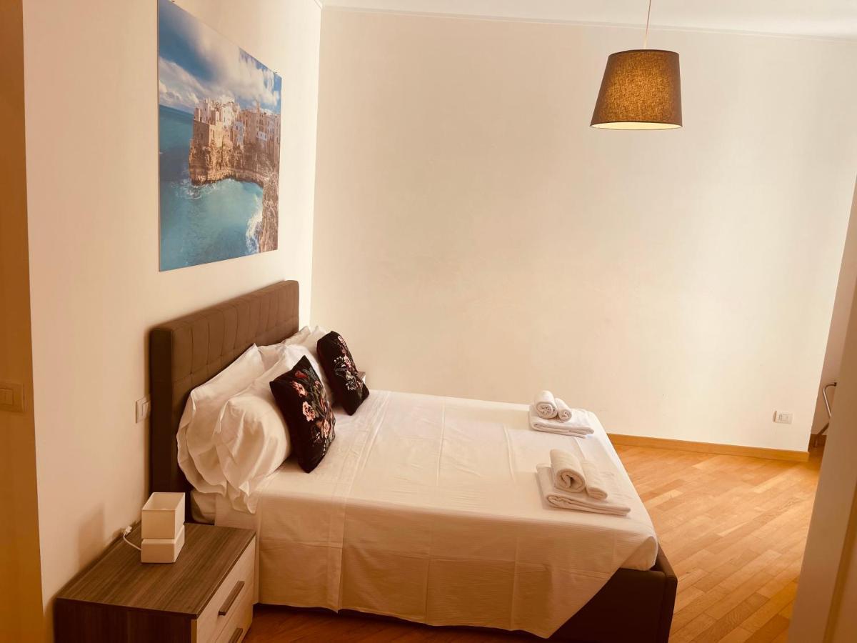 Berga Exclusive Suite 5 Bari Exteriör bild